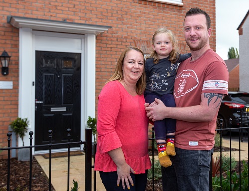 Mum Joanne returns to Warwickshire to find her &#39;forever home&#39; thanks to Help to Buy